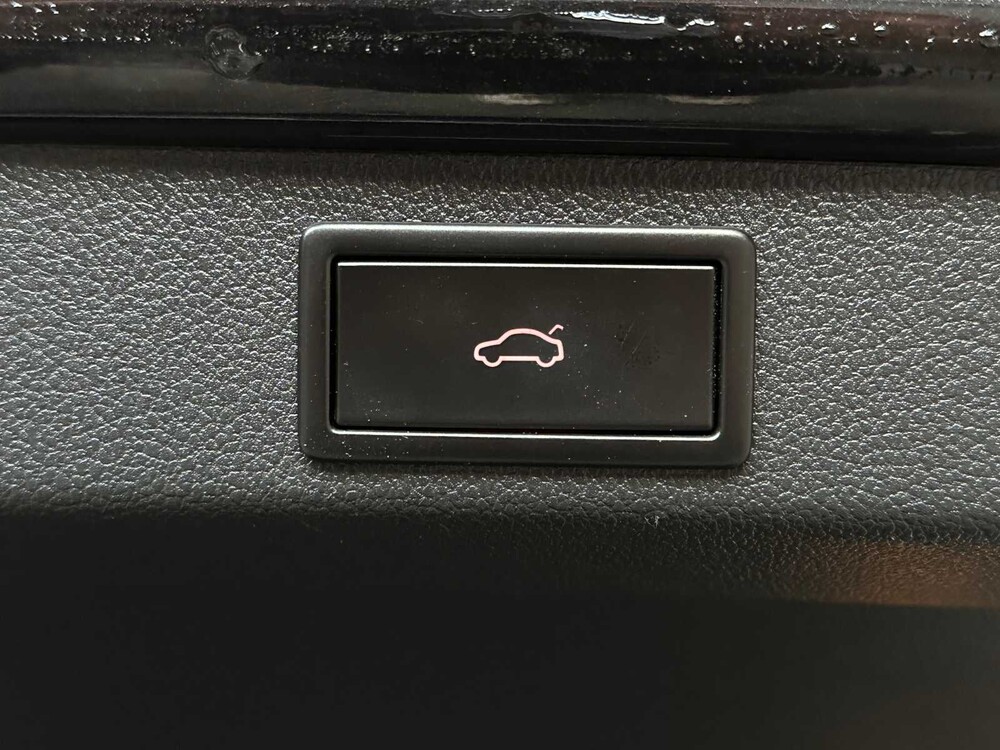 Skoda Superb Combi 2.0 TDI Sportl. Bns 150hp 2019 -Fertigmodell NL-, XS-808-F