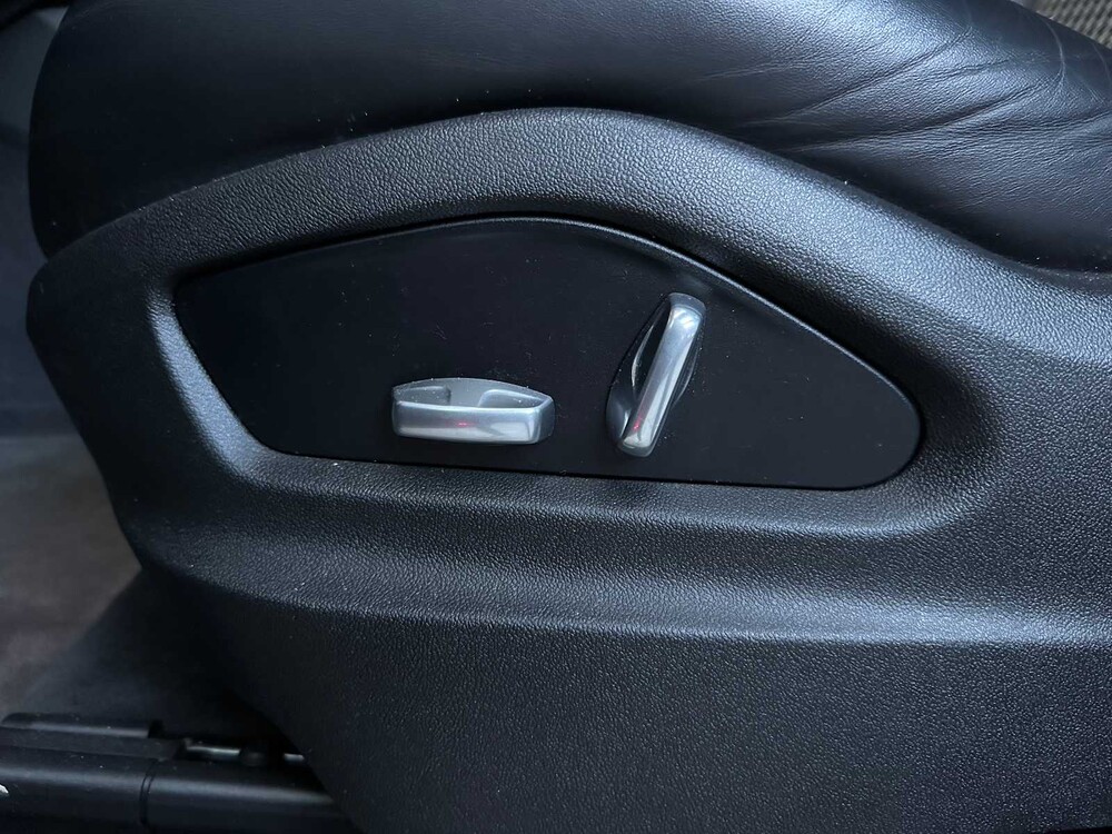 Porsche Cayenne Coupé E-Hybrid 3.0 V6 462PS 2019 Sport-Chrono (Original-GB) Plug-Hybrid, G-926-HR