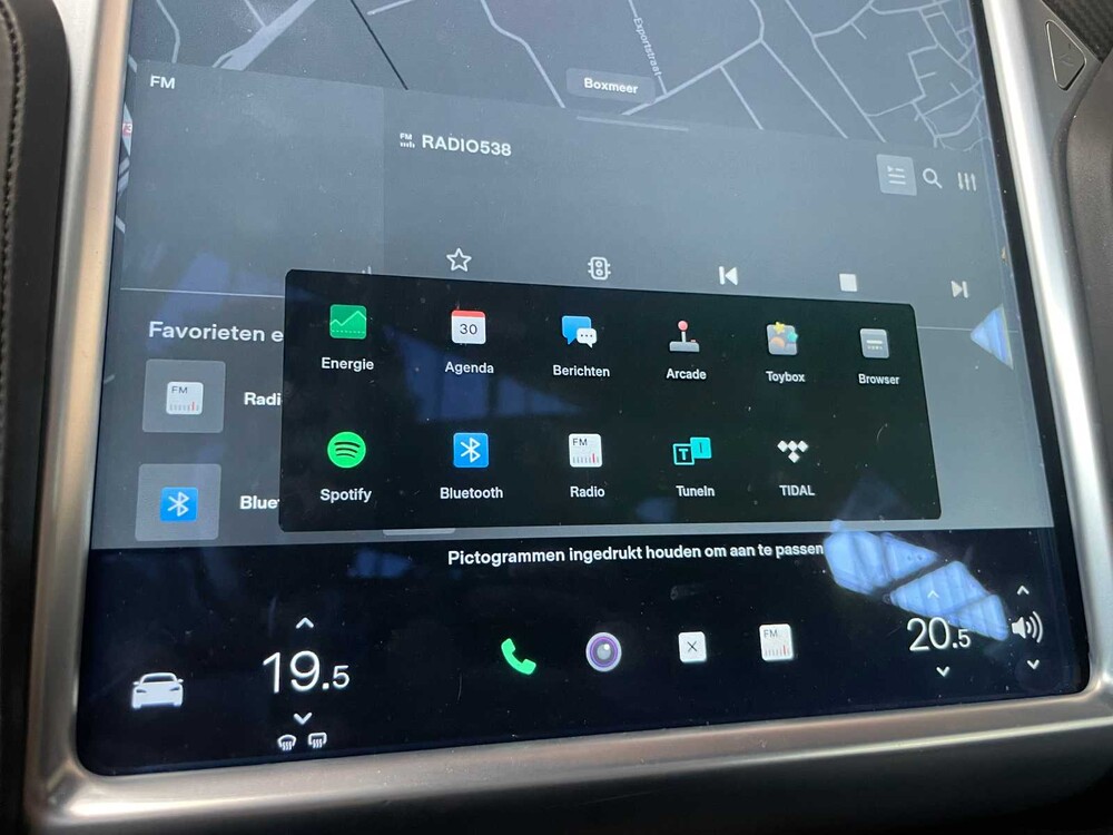 Tesla Model S 85 Leistung 421PS 2015 FREE-CHARGING (Original-UK), 4-ZTH-49