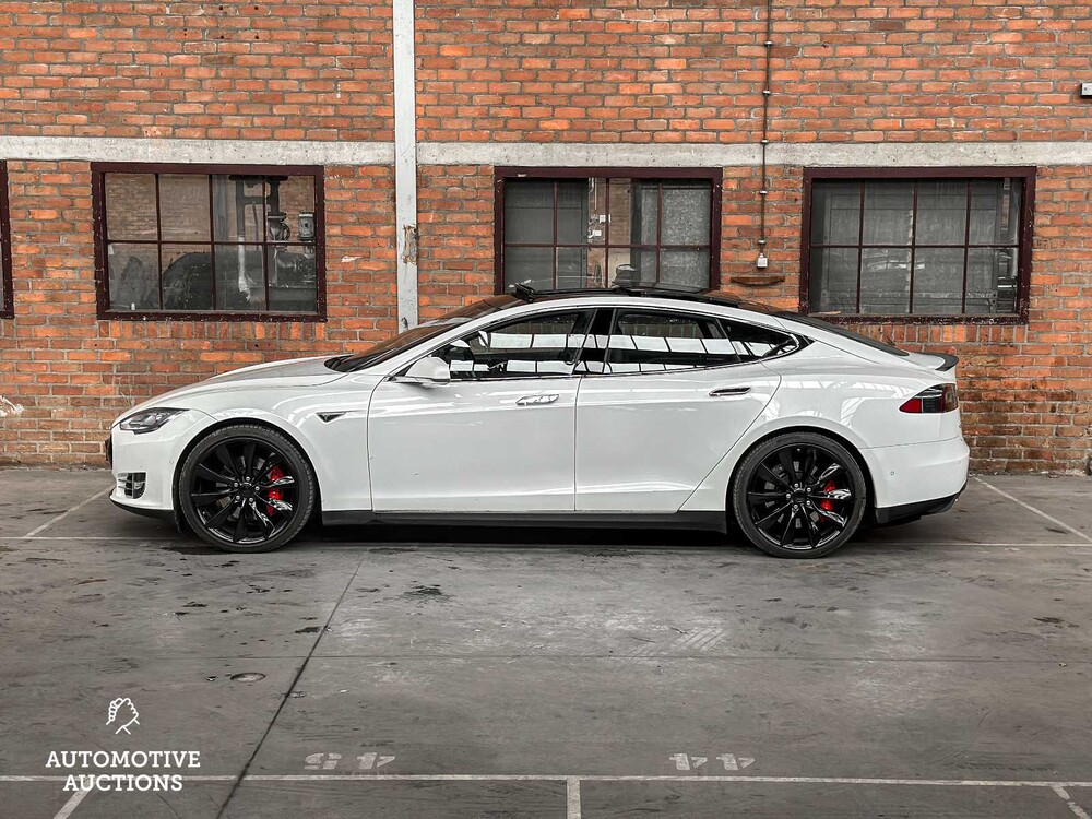Tesla Model S 85 Leistung 421PS 2015 FREE-CHARGING (Original-UK), 4-ZTH-49