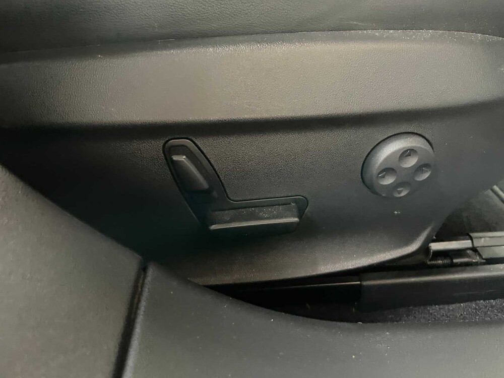 Tesla Model S 85 Leistung 421PS 2015 FREE-CHARGING (Original-UK), 4-ZTH-49