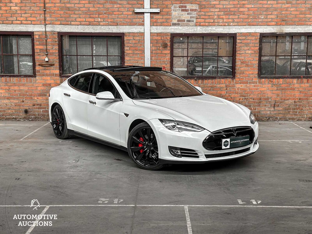 Tesla Model S 85 Leistung 421PS 2015 FREE-CHARGING (Original-UK), 4-ZTH-49