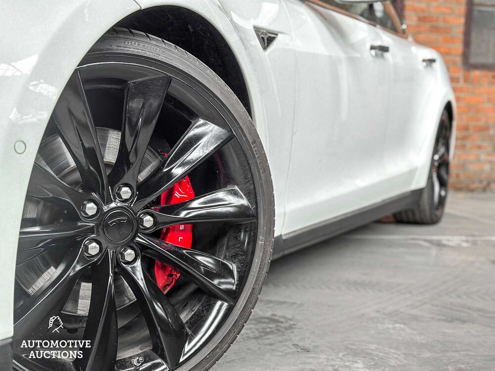 Tesla Model S 85 Leistung 421PS 2015 FREE-CHARGING (Original-UK), 4-ZTH-49