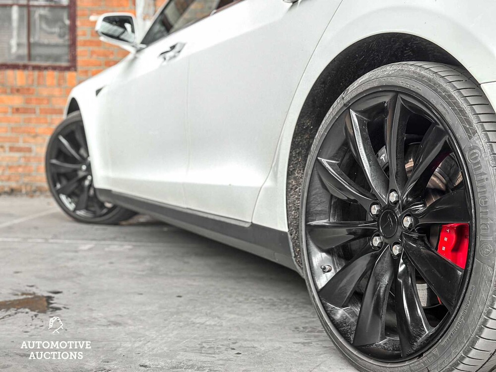 Tesla Model S 85 Leistung 421PS 2015 FREE-CHARGING (Original-UK), 4-ZTH-49