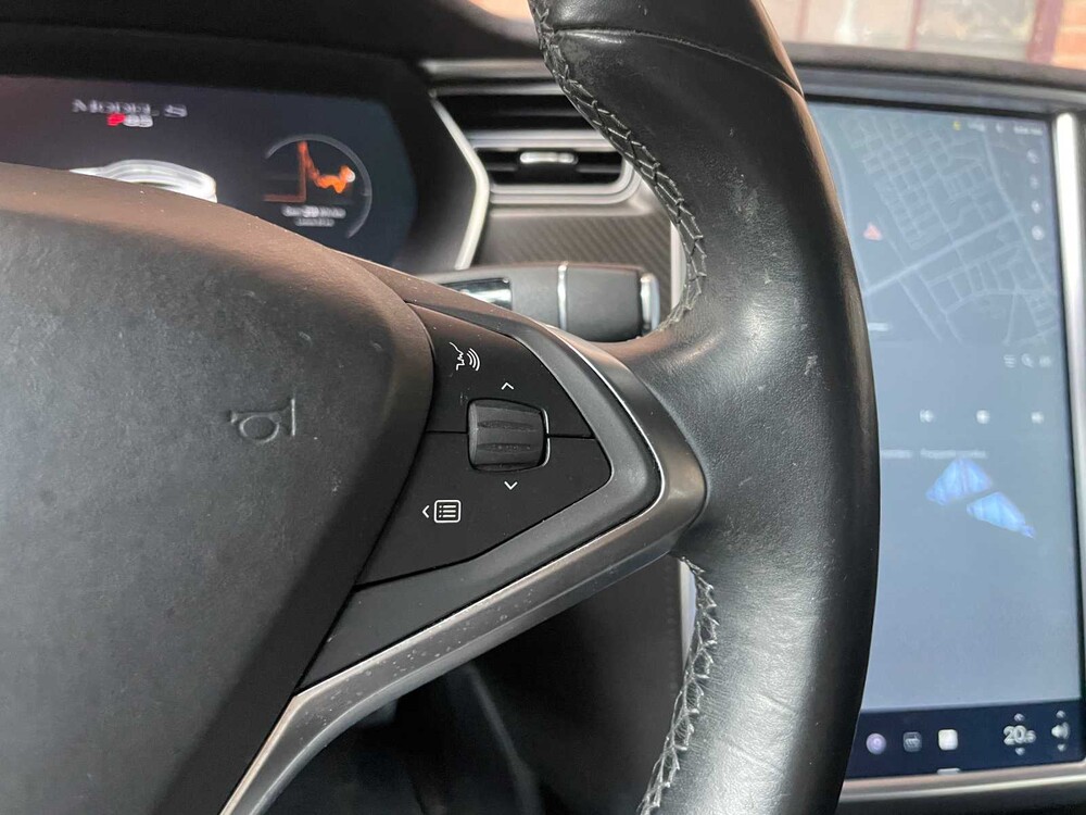 Tesla Model S 85 Leistung 421PS 2015 FREE-CHARGING (Original-UK), 4-ZTH-49