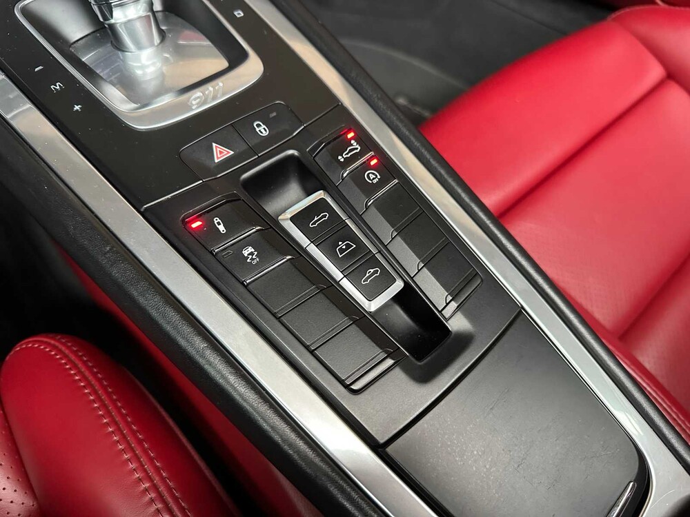 Porsche 911 Turbo 991 Cabriolet 3.8 Facelift 540PS 2017 (Original-NL) Sport-Chrono, NL-708-Z