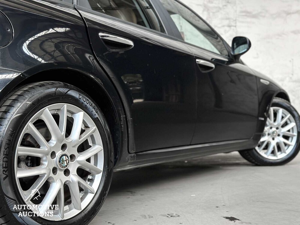 Alfa Romeo 159 Sportwagon 1.9 JTS Distinctive 160hp 2006 ORIG-NL, 38-SX-RZ