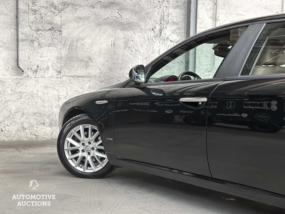 Alfa Romeo 159 Sportwagon 1.9 JTS Distinctive 160hp 2006 ORIG-NL, 38-SX-RZ