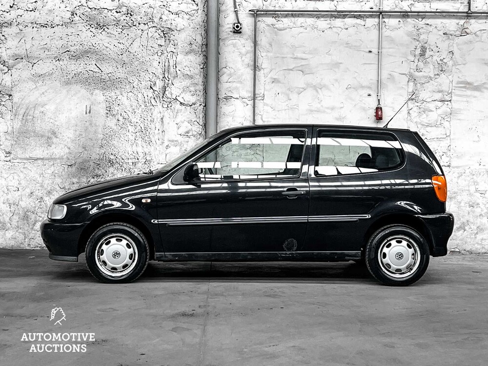 Volkswagen Polo 1.6 75pk 1999 -Orig. NL-, XJ-ZR-17