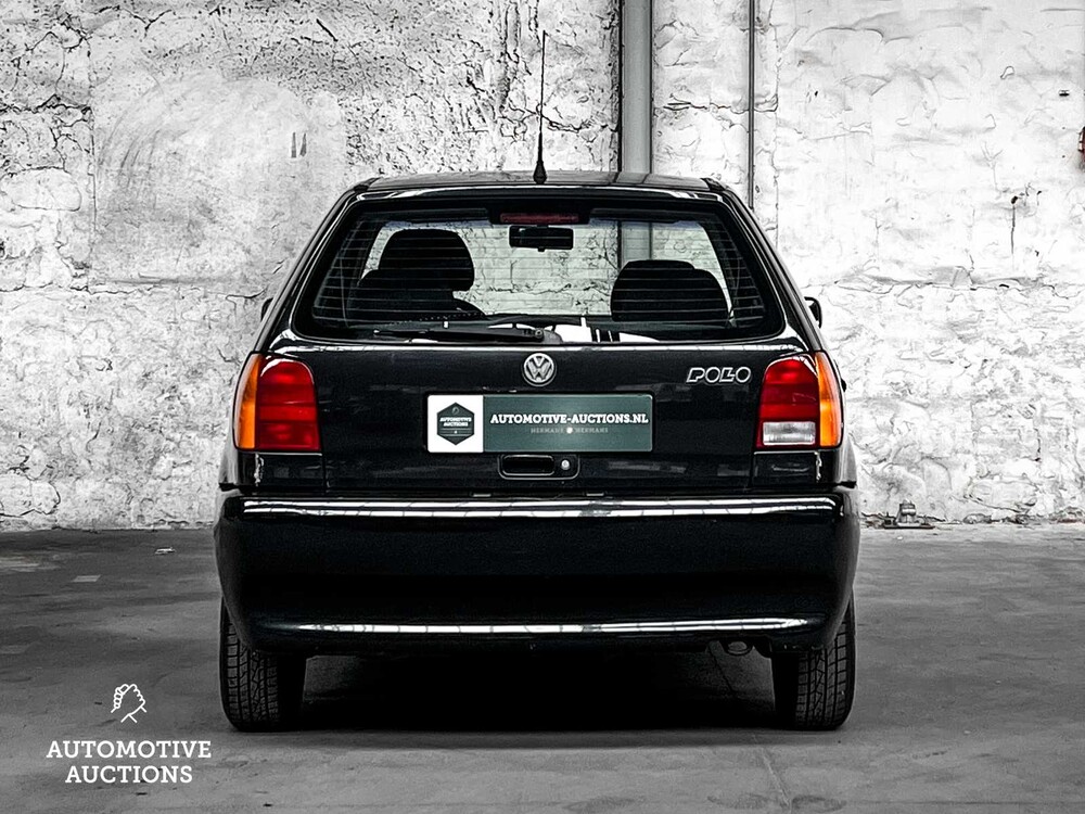 Volkswagen Polo 1.6 75pk 1999 -Orig. NL-, XJ-ZR-17