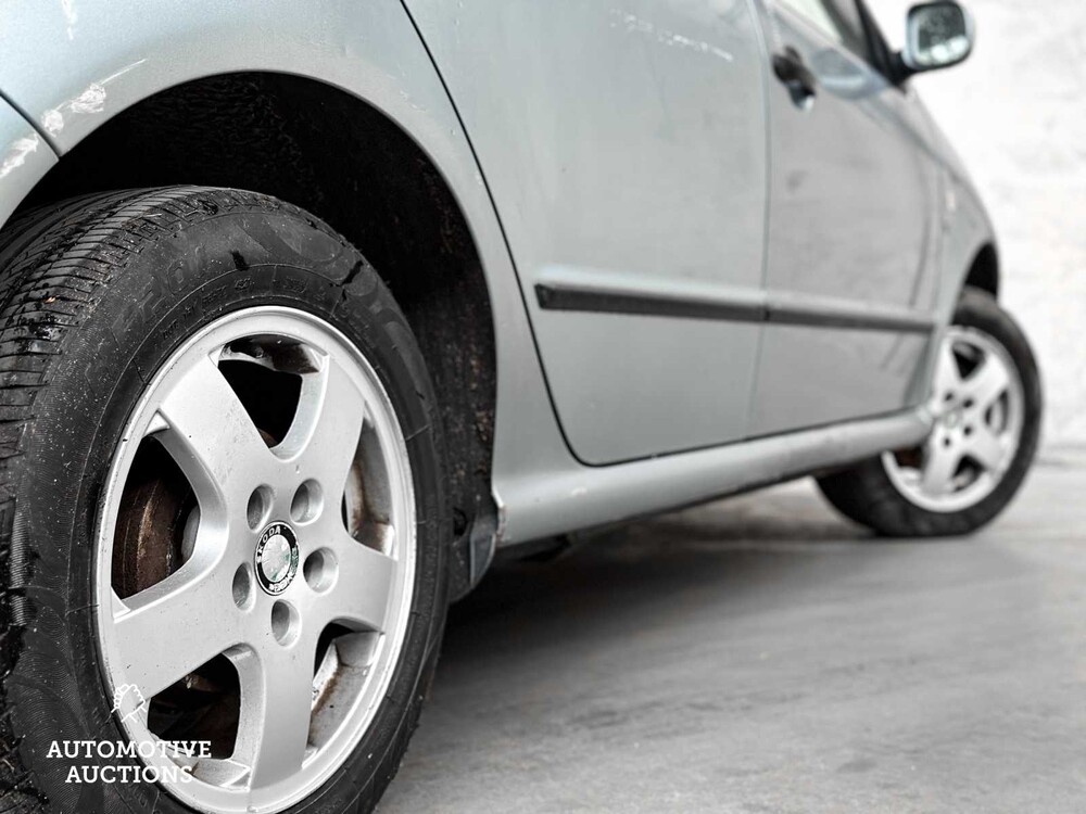 Skoda Fabia Combi 1.4-16V Elegance 75pk 2003 -Orig. NL-, 01-LL-PD