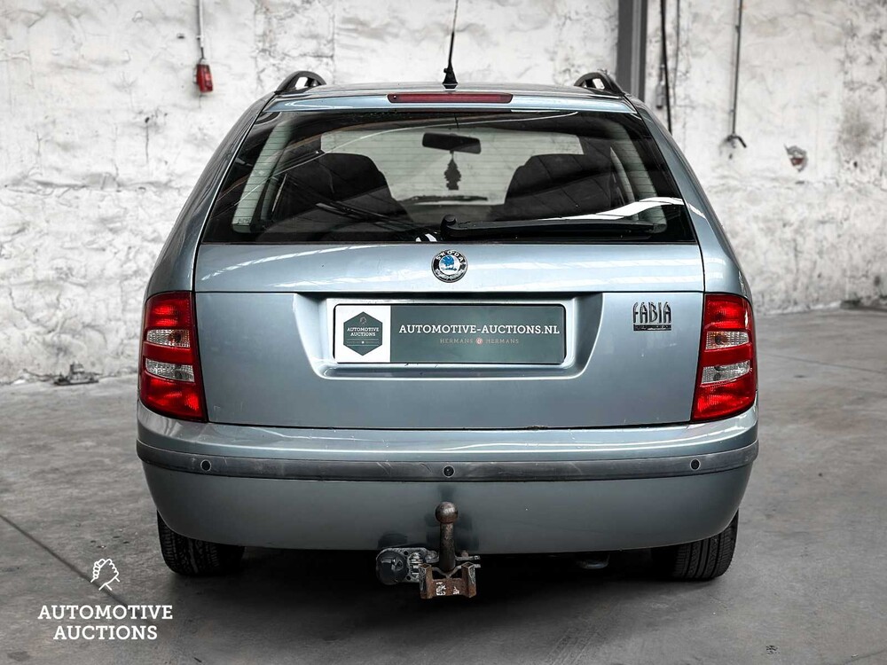 Skoda Fabia Combi 1.4-16V Elegance 75pk 2003 -Orig. NL-, 01-LL-PD