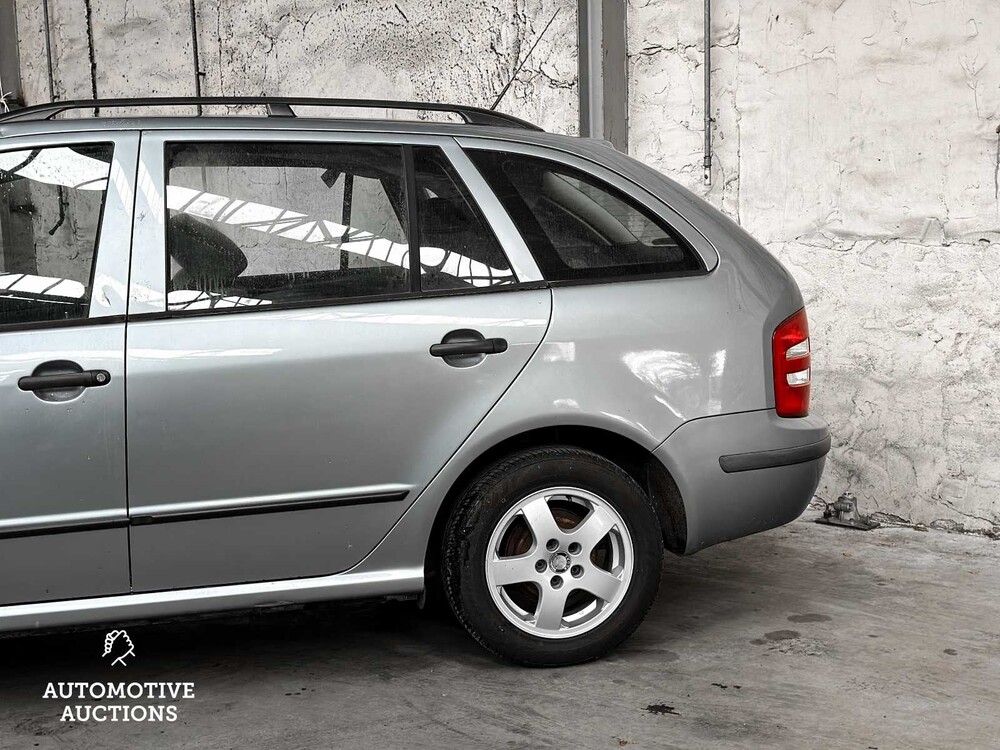 Skoda Fabia Combi 1.4-16V Elegance 75pk 2003 -Orig. NL-, 01-LL-PD