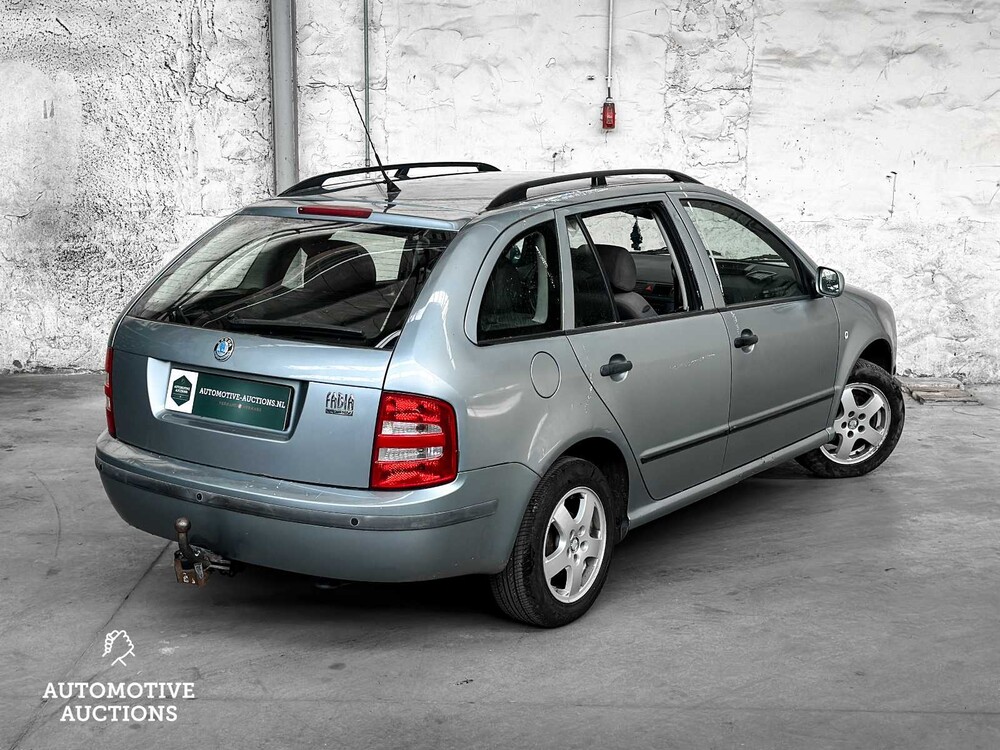Skoda Fabia Combi 1.4-16V Elegance 75pk 2003 -Orig. NL-, 01-LL-PD