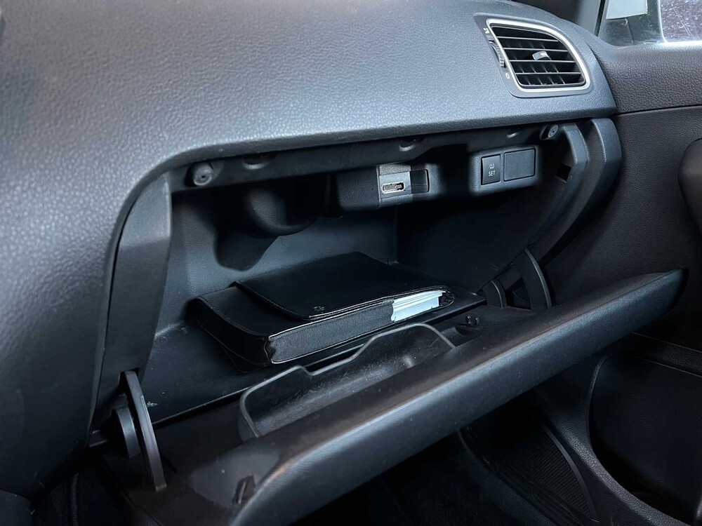 Volkswagen Polo 1.2 TDI Bl.M. Comfl. 75pk 2010 -Orig. NL-, 81-LSV-3