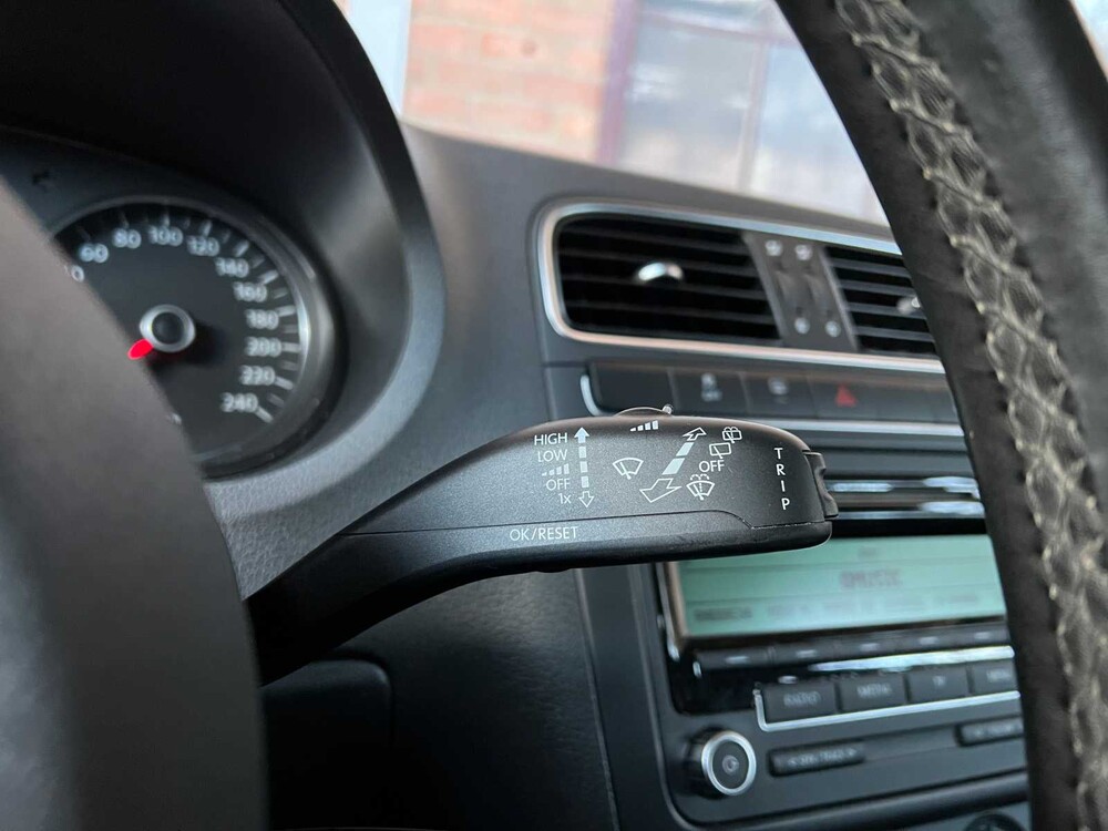 Volkswagen Polo 1.2 TDI Bl.M. Comfl. 75pk 2010 -Orig. NL-, 81-LSV-3