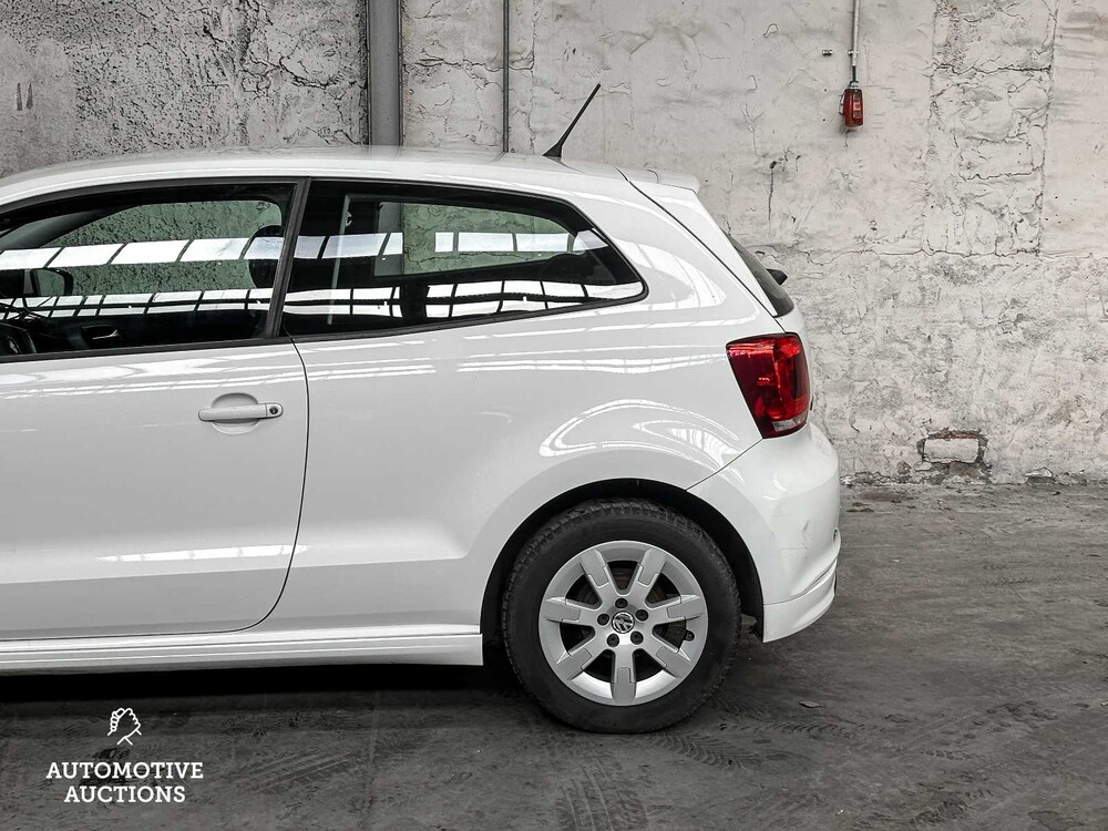 Volkswagen Polo 1.2 TDI Bl.M. Comfl. 75pk 2010 -Orig. NL-, 81-LSV-3
