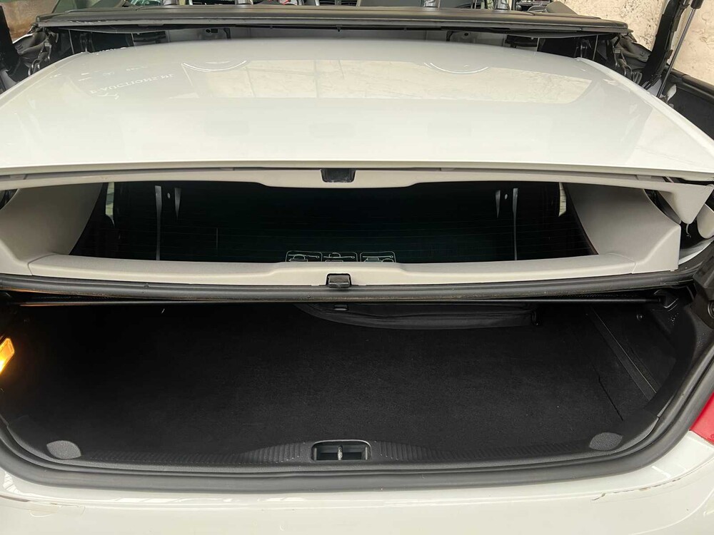 Peugeot 207 CC 1.6 VTi Griffe 120pk 2011 -Orig. NL-, 31-RTR-5