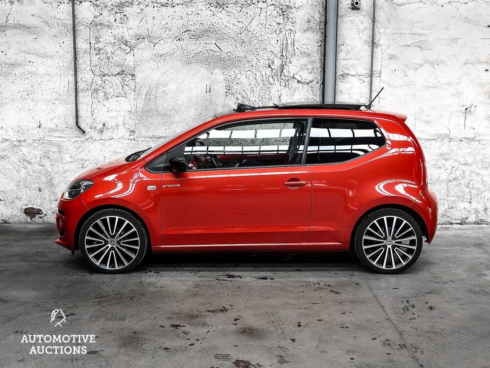 Volkswagen Up Groove 1.0 74hp 2014, 7-ZDG-04