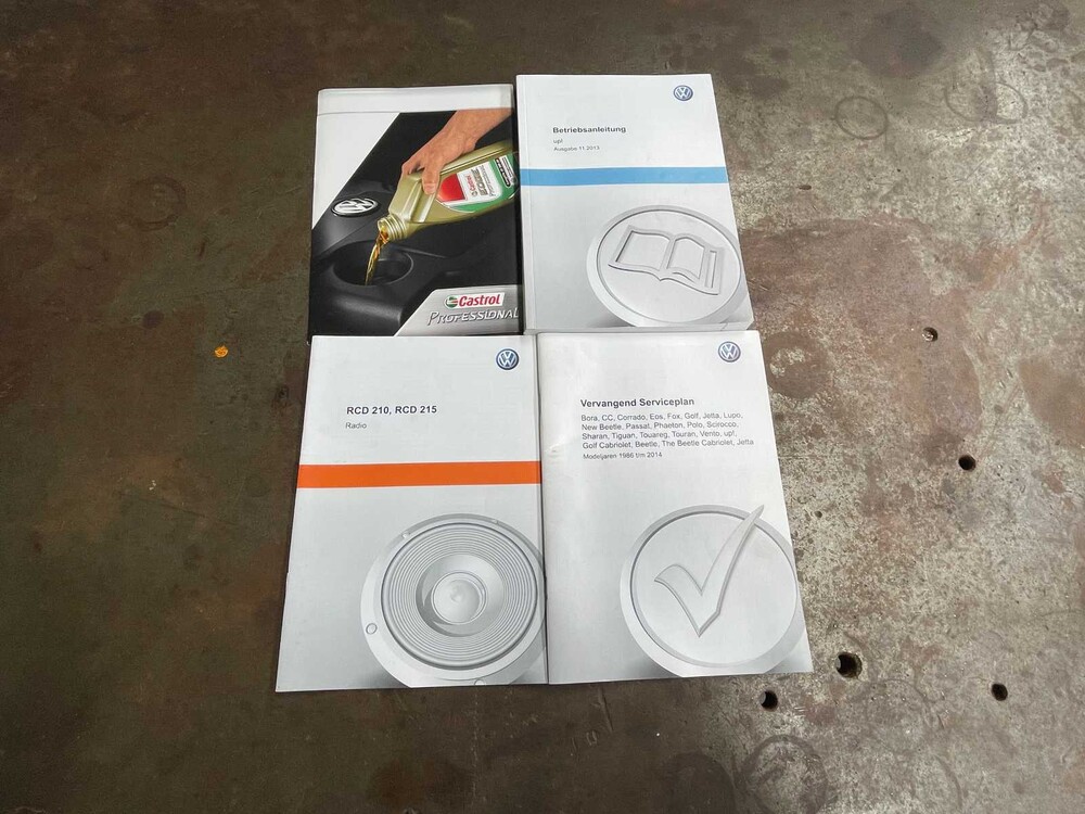 Volkswagen Up Groove 1.0 74hp 2014, 7-ZDG-04