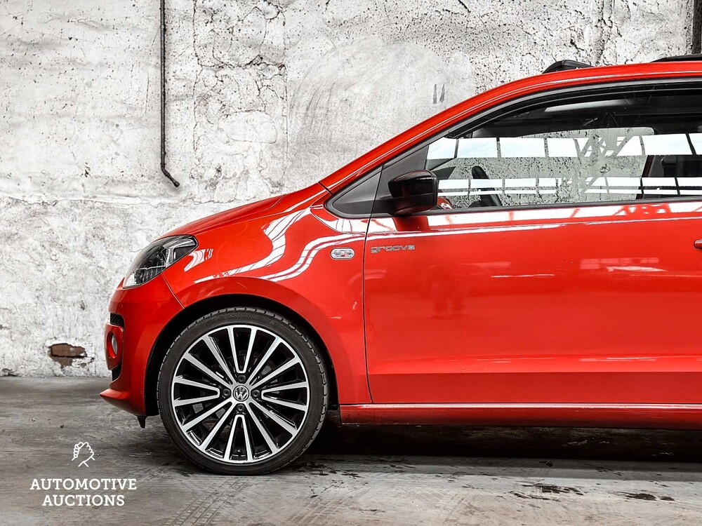Volkswagen Up Groove 1.0 74hp 2014, 7-ZDG-04
