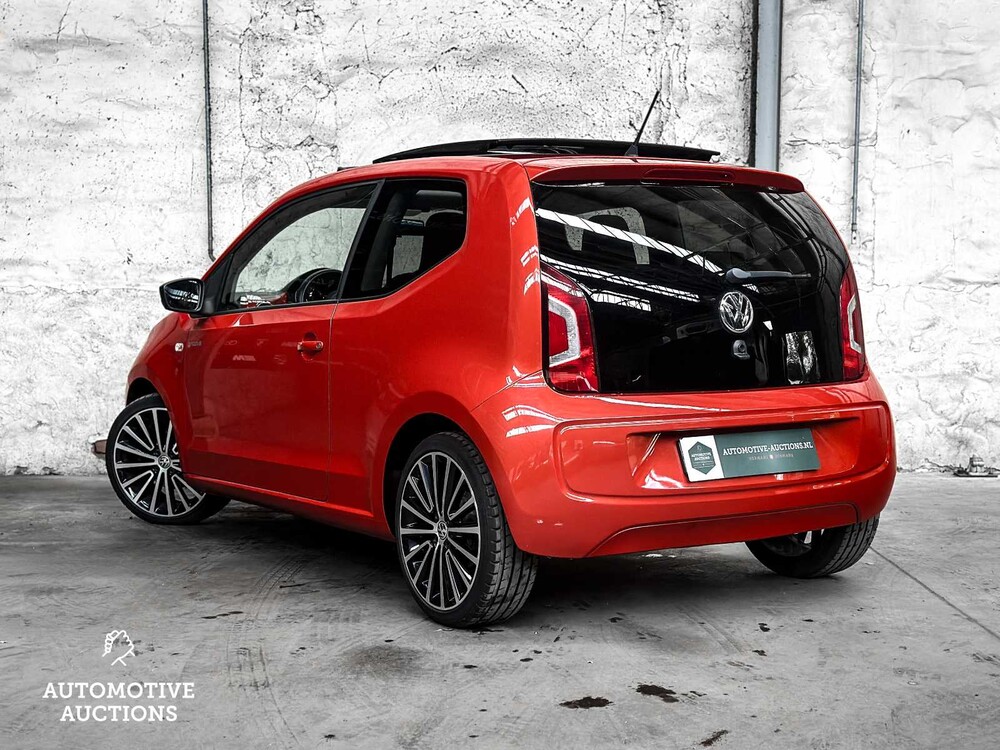 Volkswagen Up Groove 1.0 74hp 2014, 7-ZDG-04