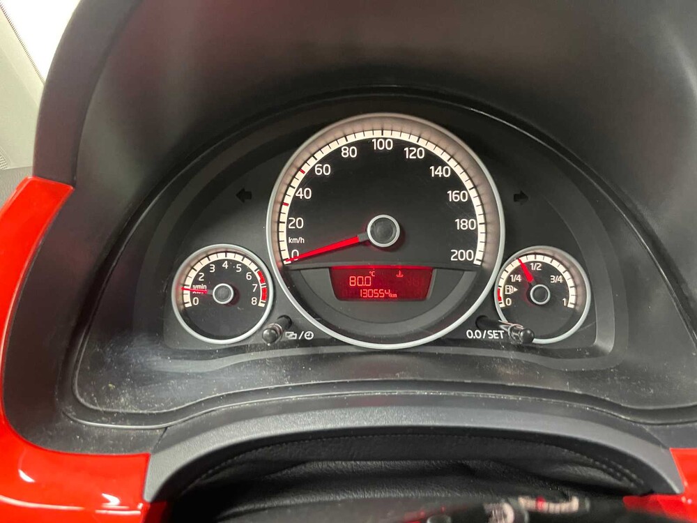 Volkswagen Up Groove 1.0 74hp 2014, 7-ZDG-04