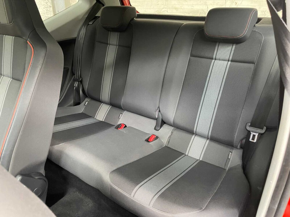 Volkswagen Up Groove 1.0 74hp 2014, 7-ZDG-04