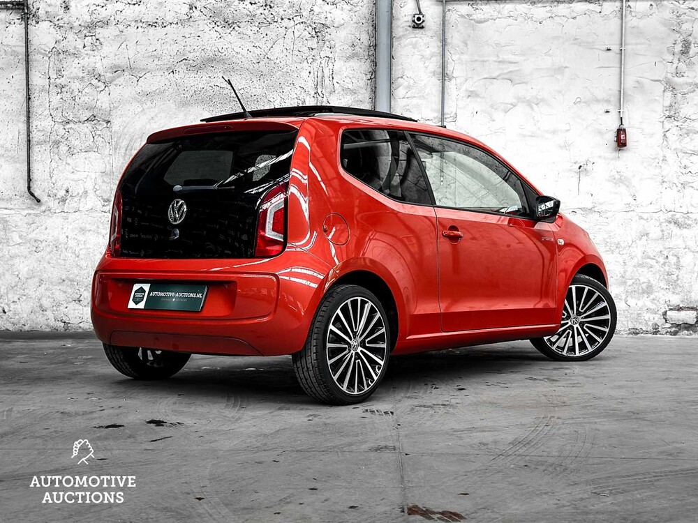 Volkswagen Up Groove 1.0 74hp 2014, 7-ZDG-04
