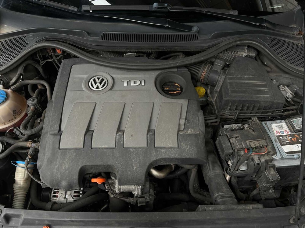 Volkswagen Polo 1.6 TDI BlueM Highline 90pk 2012, J-068-RV