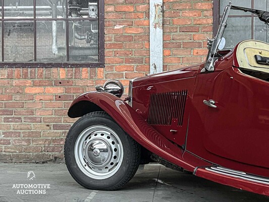 MG TD Cabriolet 54pk 1949, 09-SZ-01 Oldtimer