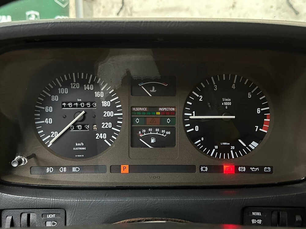 BMW 732i (E23) 3.2 L6 197pk 1985 7-Serie Oldtimer