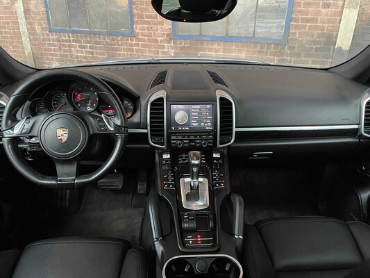 Porsche Cayenne 3.6 V6 300pk 2011