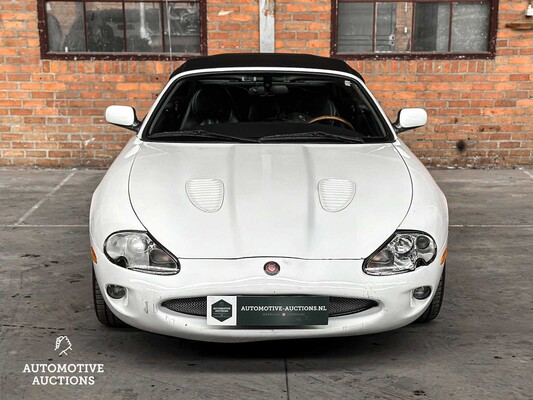 Jaguar XKR 4.0 V8 363pk 2000 Youngtimer