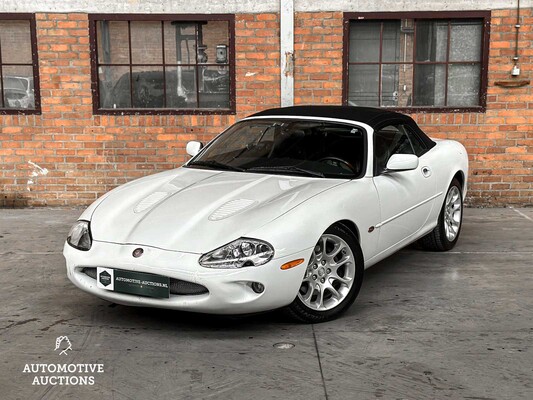 SAJJA42B6YPA09364 Jaguar XKR 4.0 V8 363hp 2000 Youngtimer