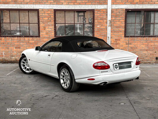 SAJJA42B6YPA09364 Jaguar XKR 4.0 V8 363hp 2000 Youngtimer