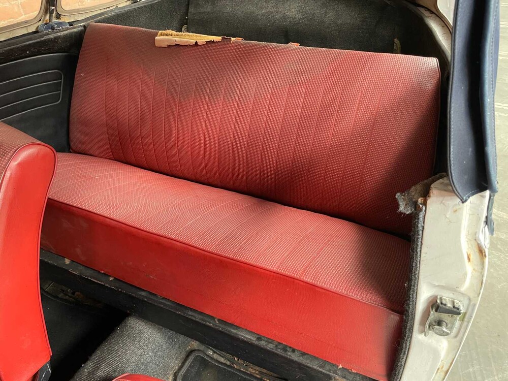 Volkswagen Kever Cabriolet 1303 50pk 1980, 97-FR-FX Youngtimer KARMANN