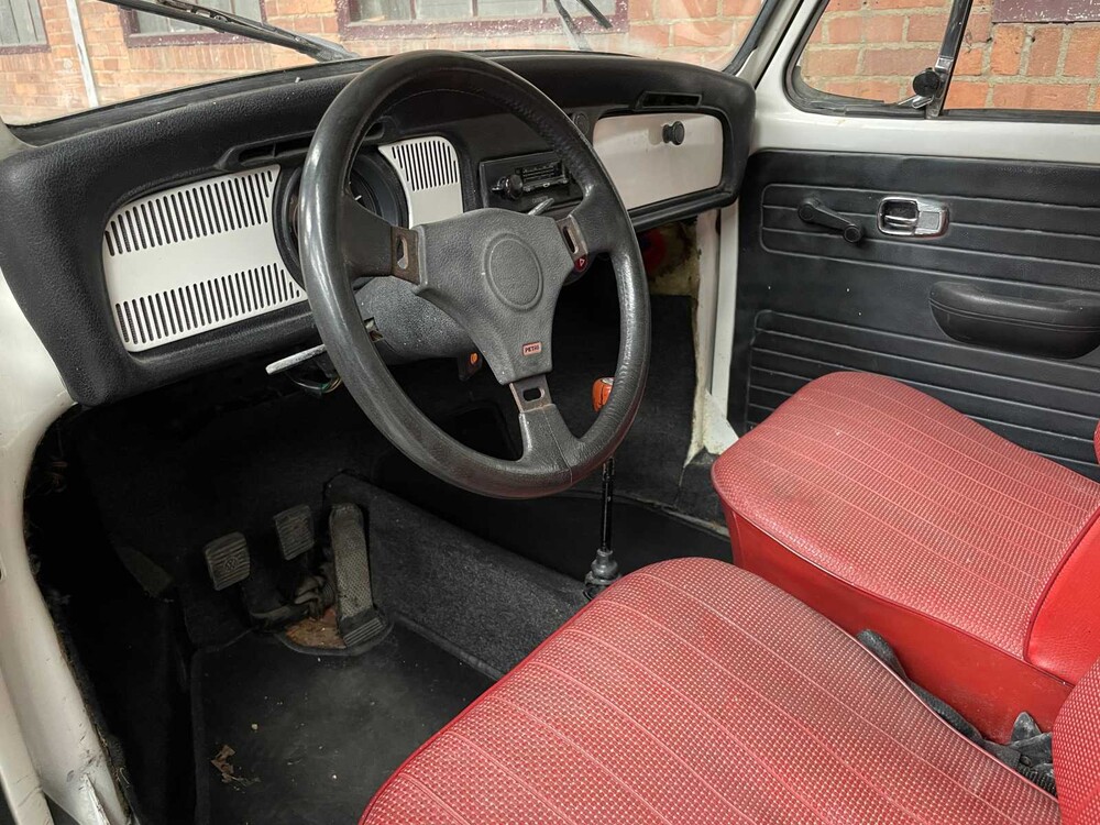 Volkswagen Kever Cabriolet 1303 50pk 1980, 97-FR-FX Youngtimer KARMANN