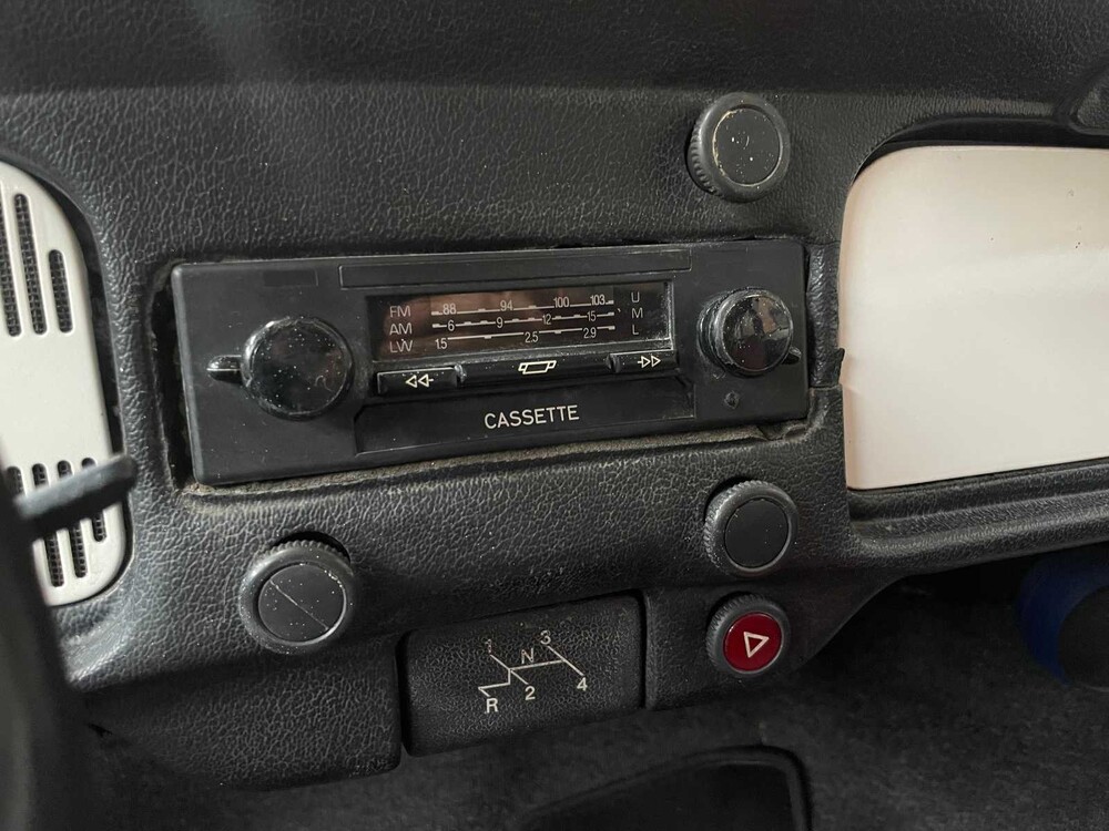 Volkswagen Kever Cabriolet 1303 50pk 1980, 97-FR-FX Youngtimer KARMANN