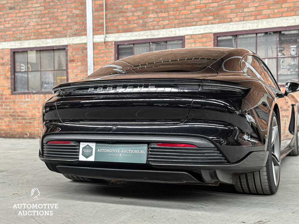 Porsche Taycan Turbo S 94kWh 761pk 2021 Sport-Chrono (Carbon)