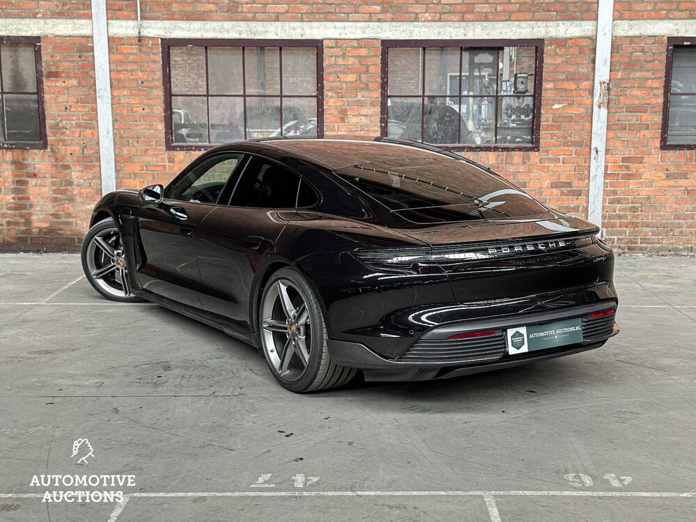 Porsche Taycan Turbo S 94kWh 761pk 2021 Sport-Chrono (Carbon)