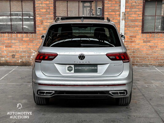 Volkswagen Tiguan 1.4 eHybrid R-Line Business 245hp 2023 (Manufacturer's Warranty)