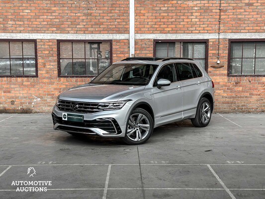 Volkswagen Tiguan 1.4 eHybrid R-Line Business 245hp 2023 (Manufacturer's Warranty)