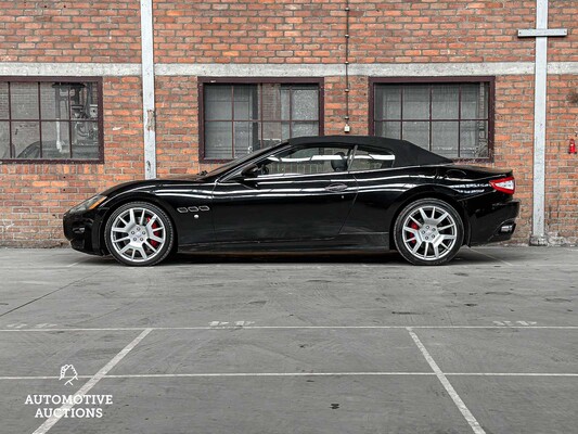 Maserati GranCabrio 4.2 V8 402pk 2010