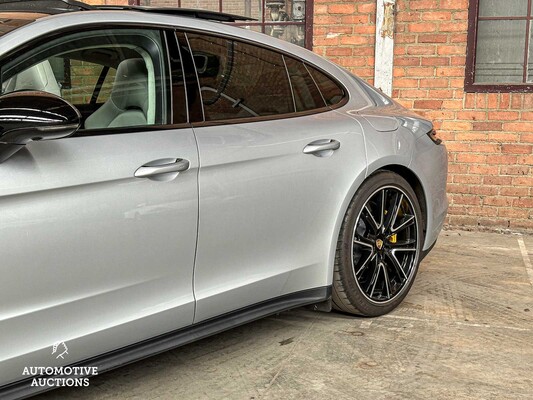 PHOTOS! KM! CHECK! KM! Porsche Panamera Turbo S E-Hybrid 680hp 2017