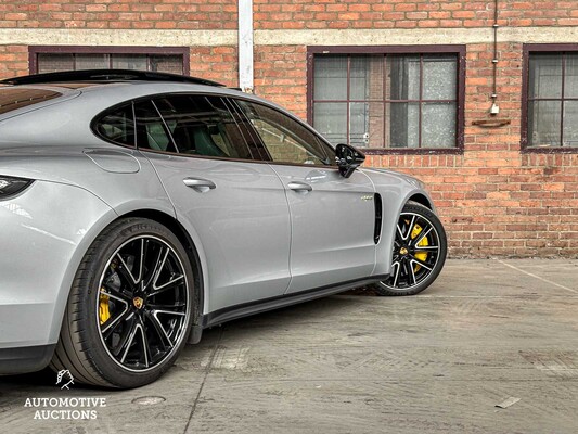 PHOTOS! KM! CHECK! KM! Porsche Panamera Turbo S E-Hybrid 680hp 2017