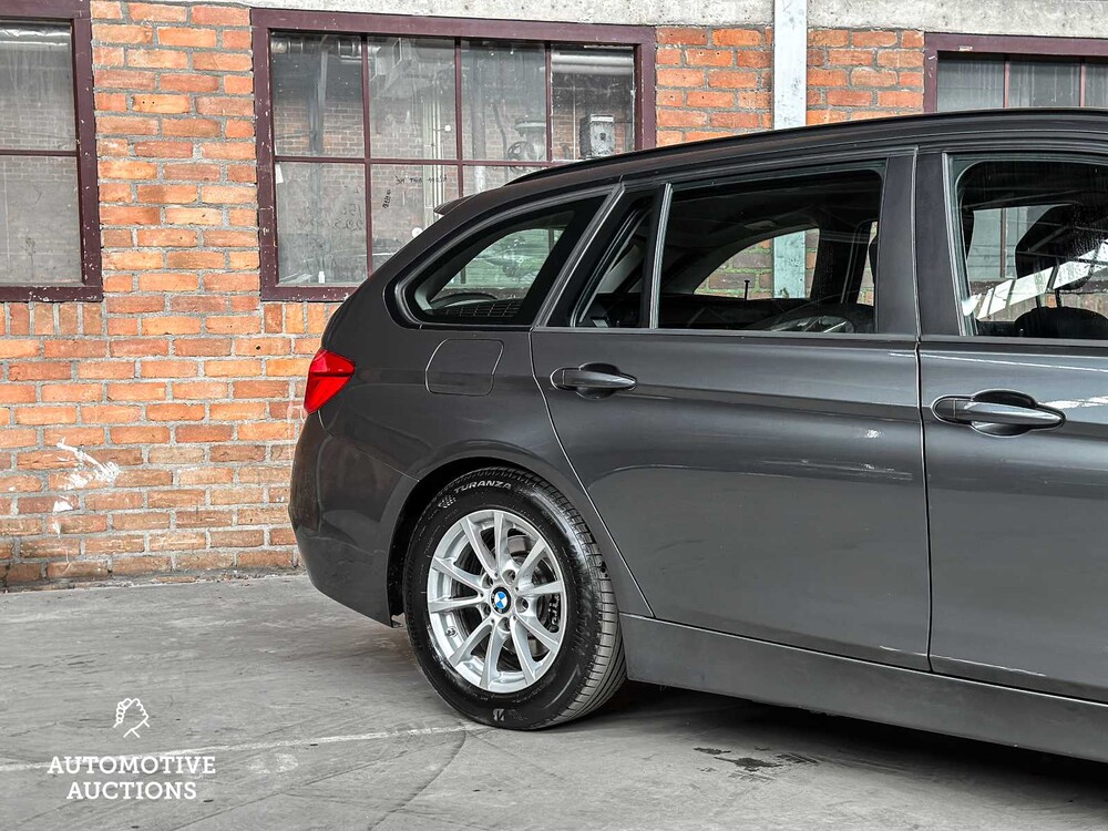 EXTRA SET OF WHEELS! B/M? BMW 316d Touring High Executive F31 116hp 2017 3 Series, XJ-961-T