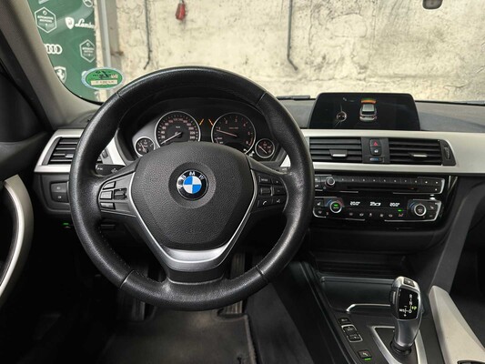 BMW 316d Touring High Executive F31 116pk 2017 3-serie, XJ-961-T