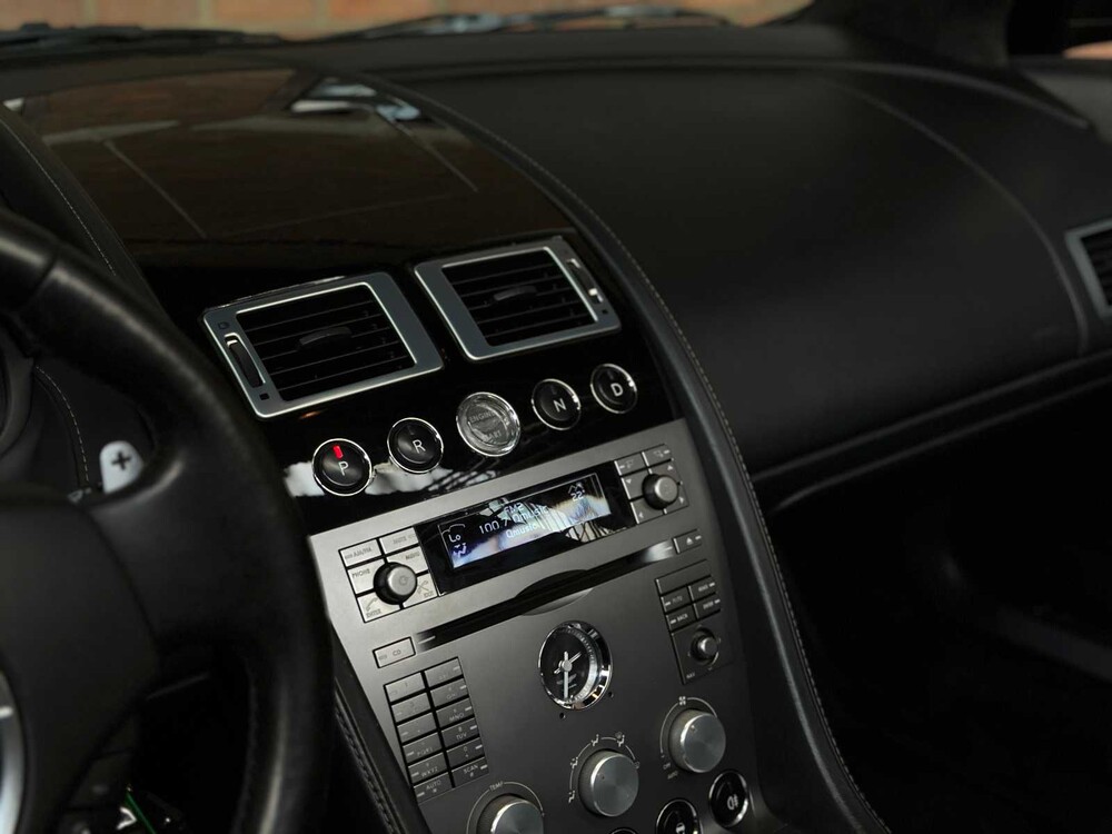 Aston Martin DB9 Volante 6.0 V12 Touchtronic 457hp 2006, GX-039-R Youngtimer