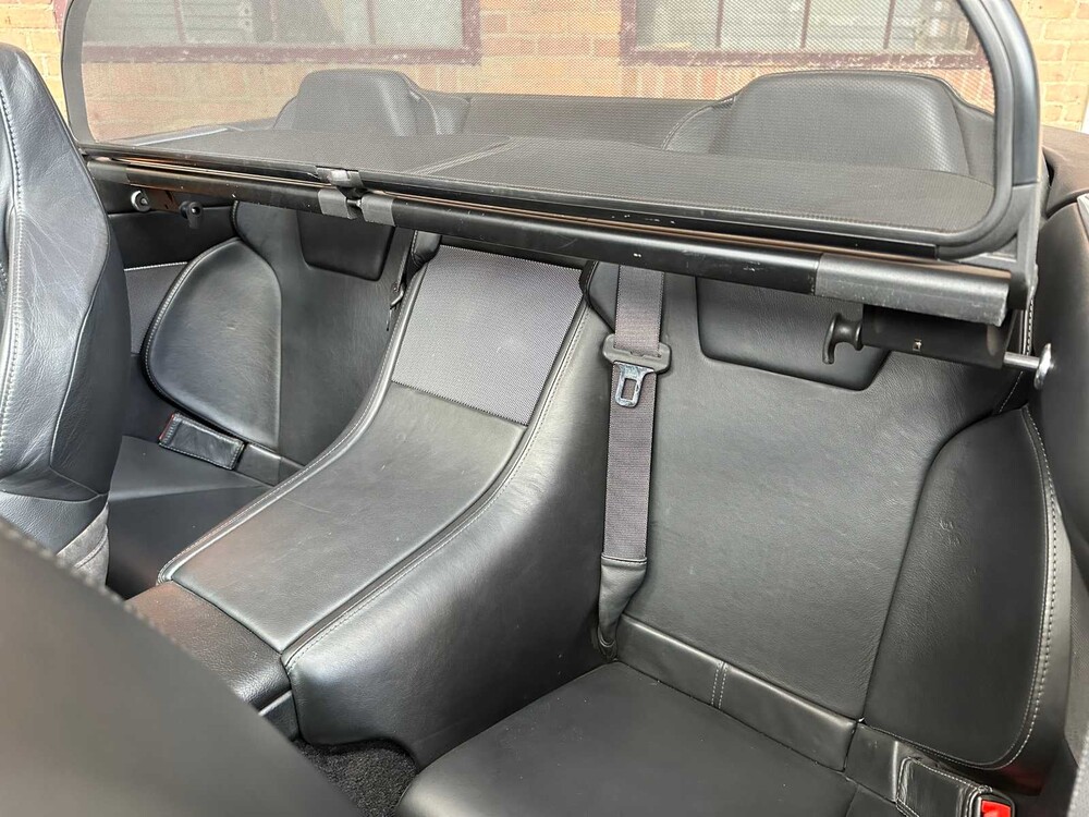 Aston Martin DB9 Volante 6.0 V12 Touchtronic 457hp 2006, GX-039-R Youngtimer